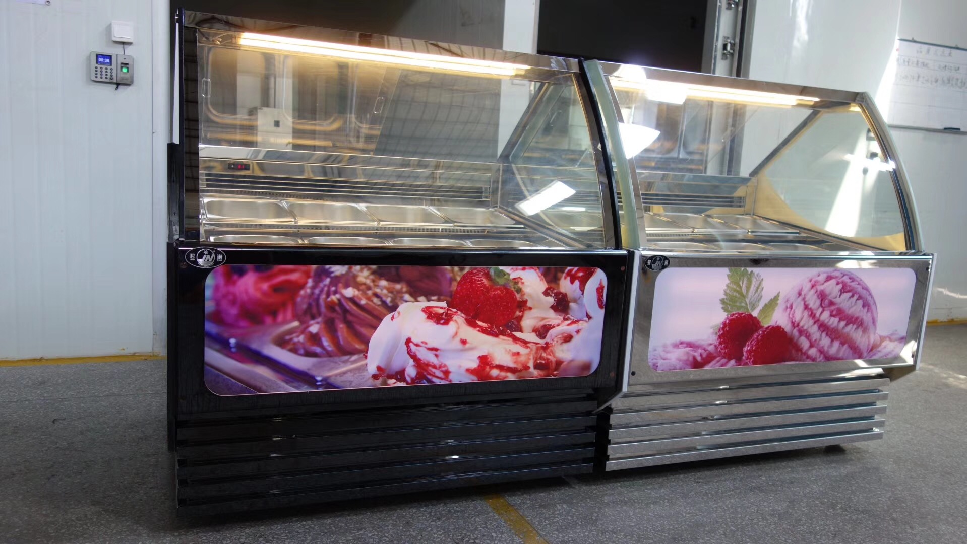Ice Cream Cabinets